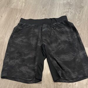 Lululemon. Mens jogging pants size large